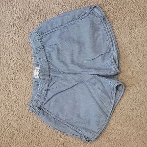 Pull on mid rise shorts